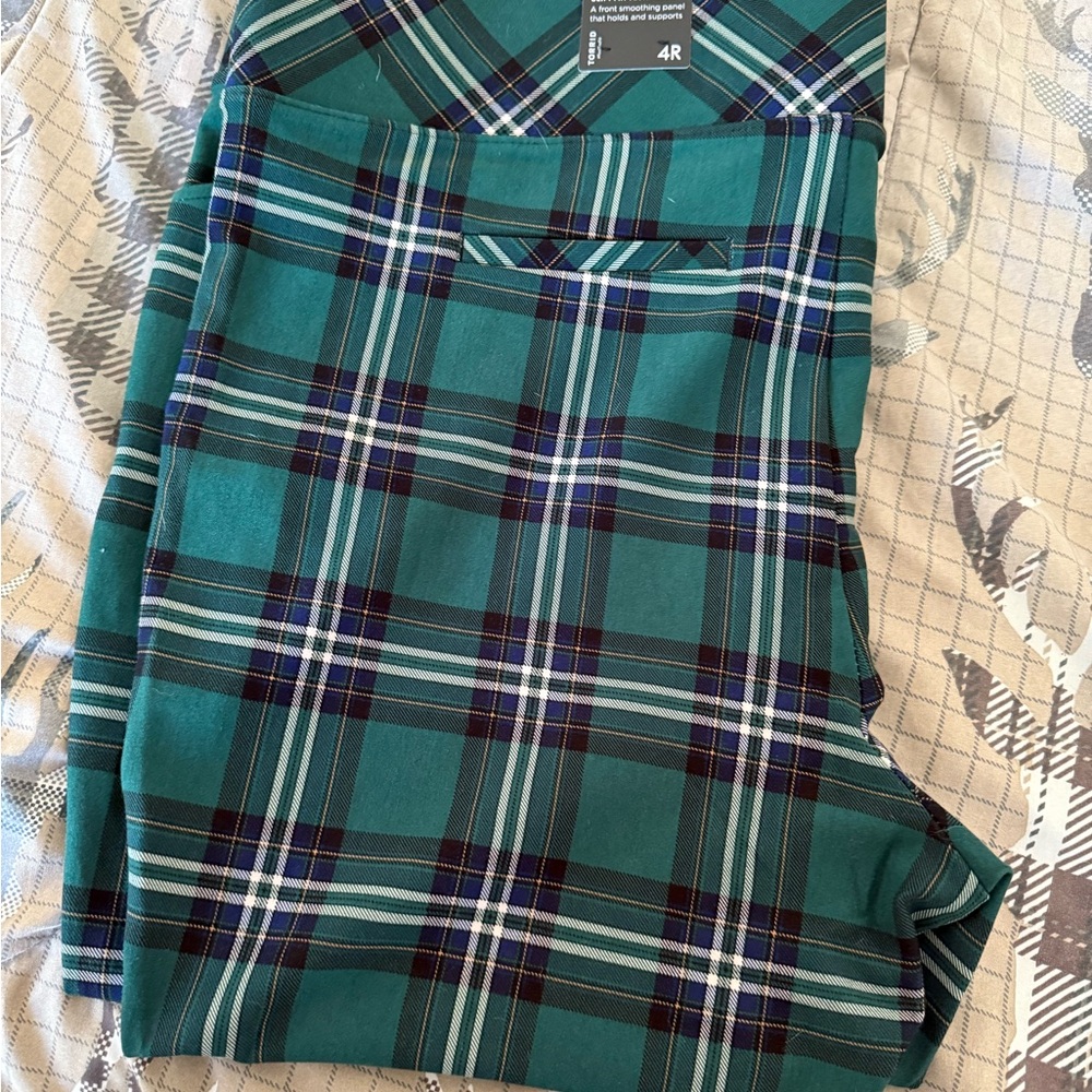 Torrid Pixie Green Plaid Pants
